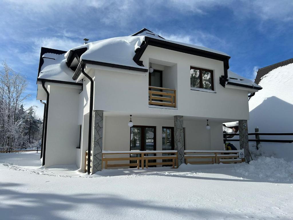 Sunčani Vrhovi Lux planina Golija photo 2