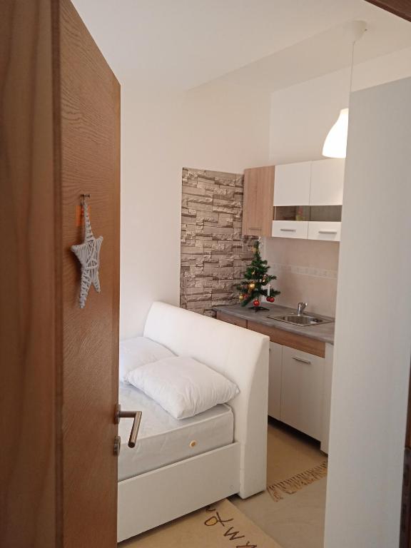 APARTMANSKI SMEŠTAJ SOLARIS kod Aqua Parka Yuth Studio photo 3