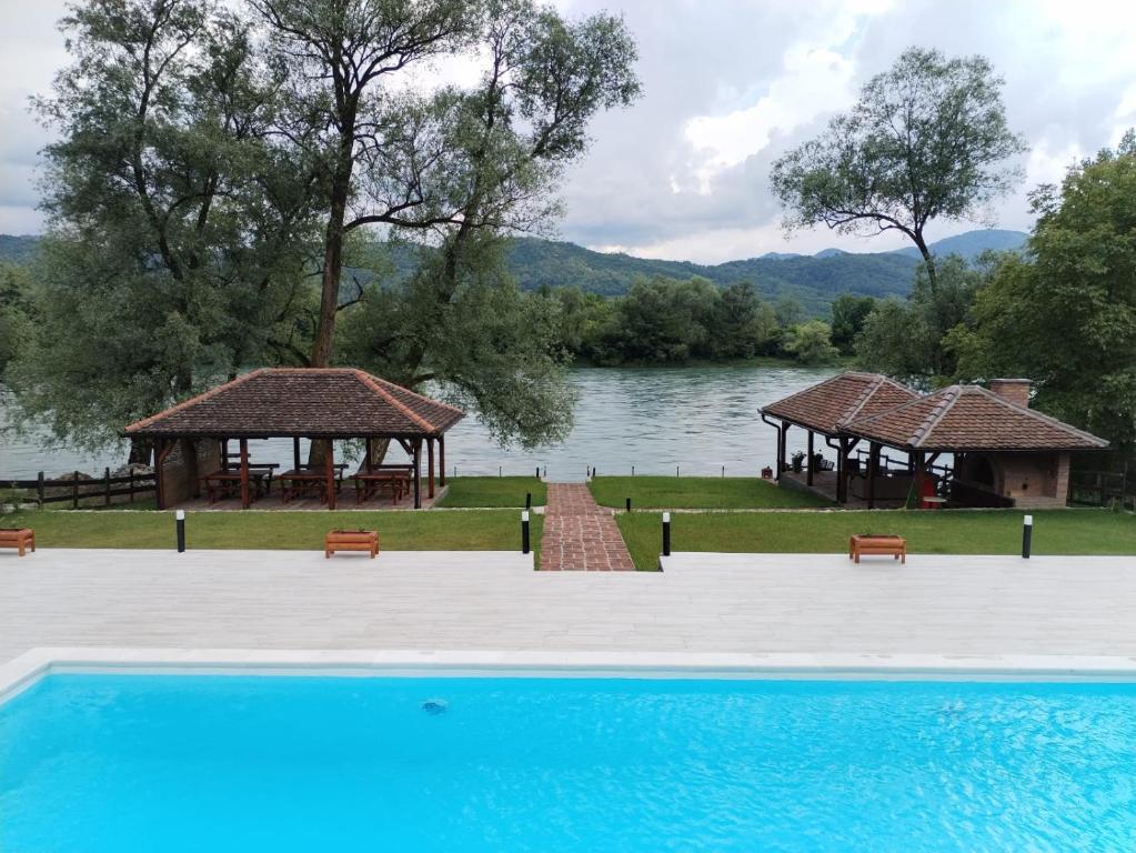 Tri vrbe — photo 1