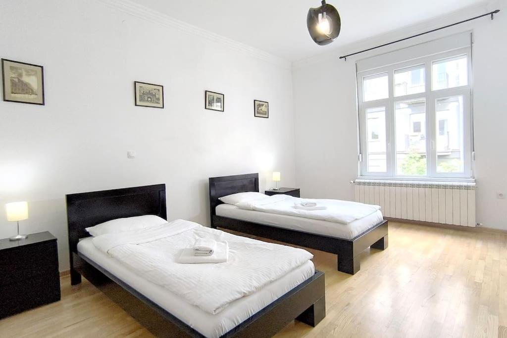 Spacious 3BDR Central apartment near Terazije & BW photo 2