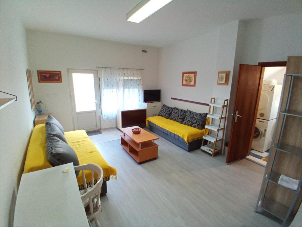Zica's apartment photo 2