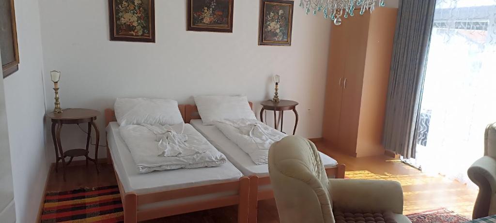 Sobe kod teta milke photo 3