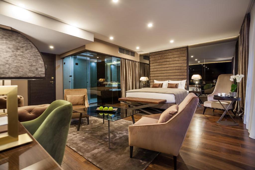 SAINT TEN Boutique Hotel photo 2
