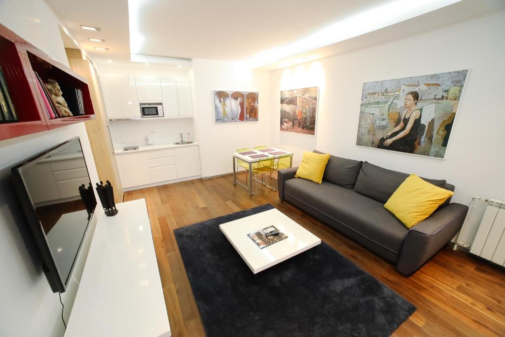 STATUS Superior Apartments — photo 1