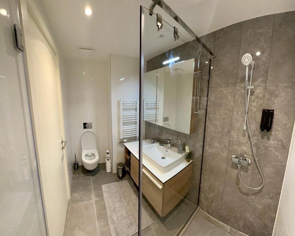 Skyway Apartment Belgrade Waterfront photo 3