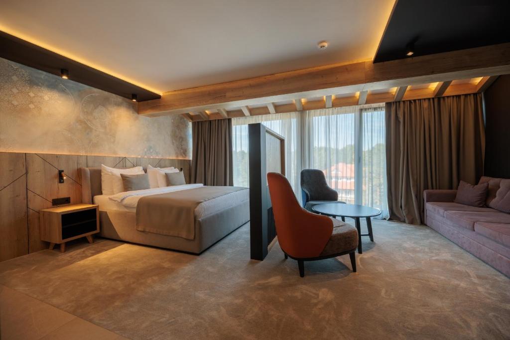 HOTEL ROYAL MOUNTAIN photo 2