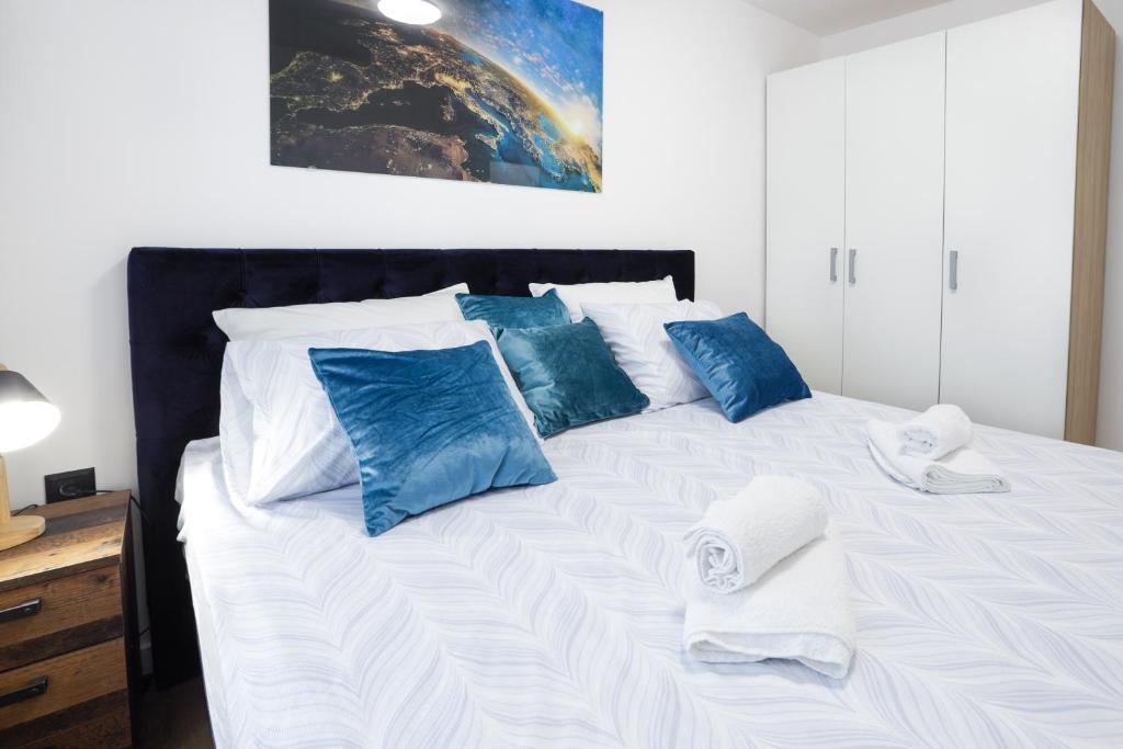 Tesla Sky Apartment photo 2
