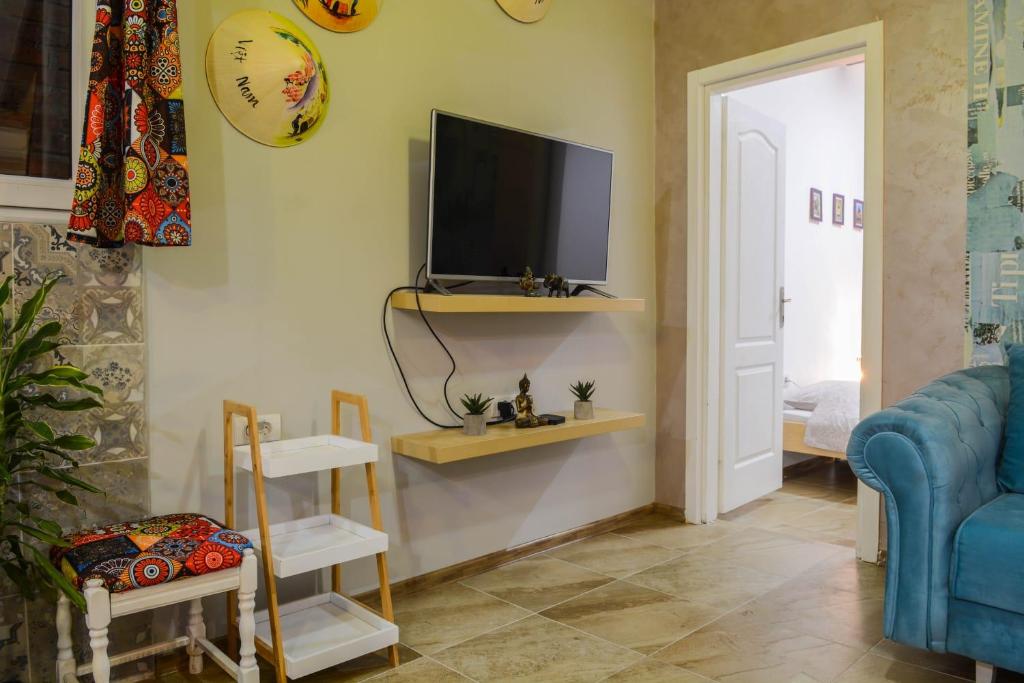 White Arrow Apartment photo 3