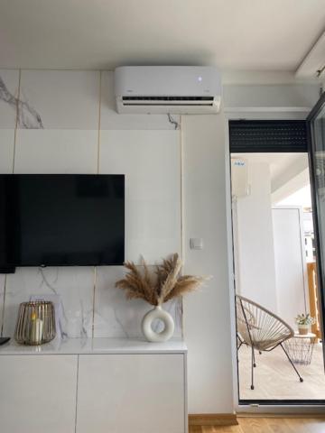 Sof Lux — photo 1
