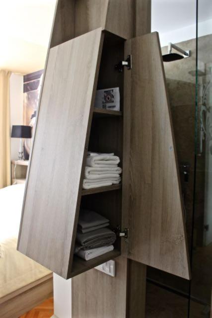 Crown apartman photo 3