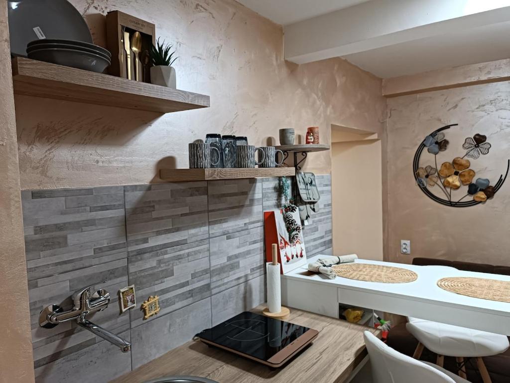 Rustic central photo 3