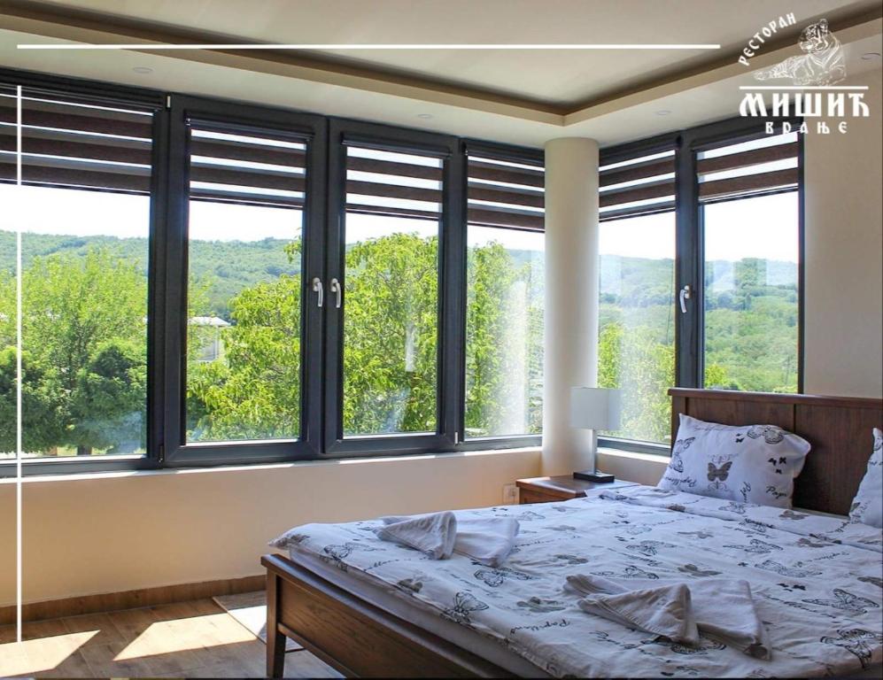 Zoo Misic Prenoćište photo 2