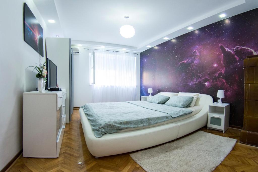 White Night City Center Apartman — photo 1