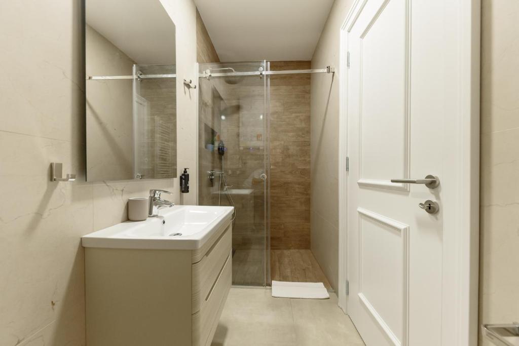 Top Central 6 Apartments photo 3