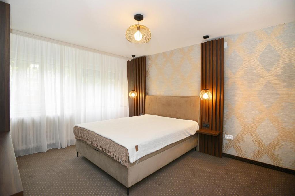 Piano Luxe Apartment with Sauna photo 2