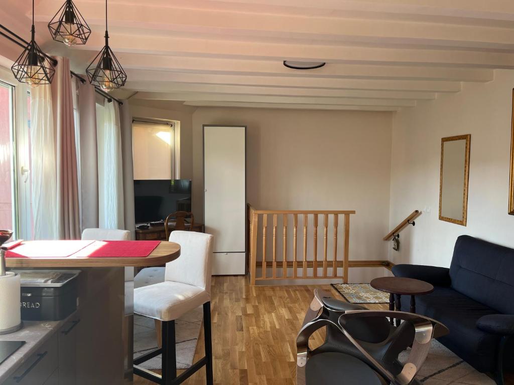 ZeMoon Apartment photo 3