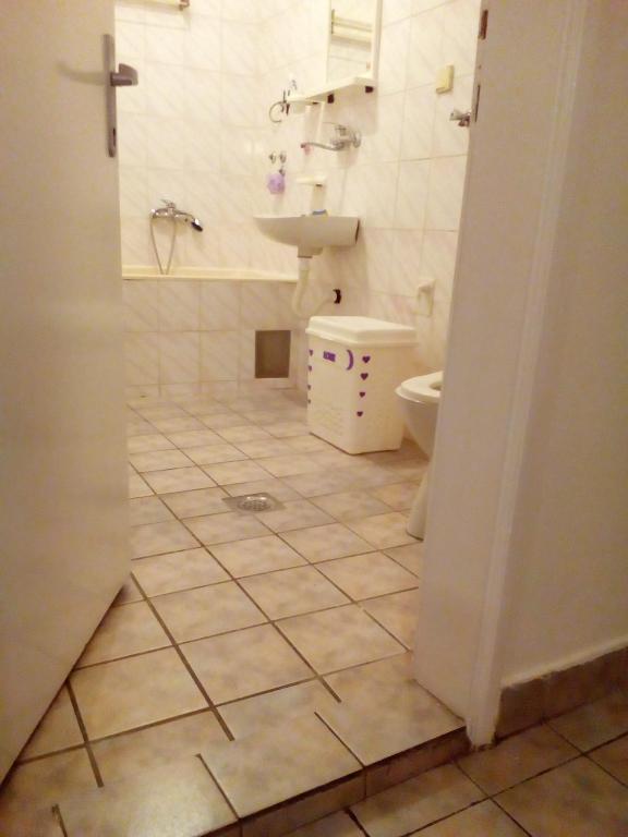 Tami Apartment photo 3