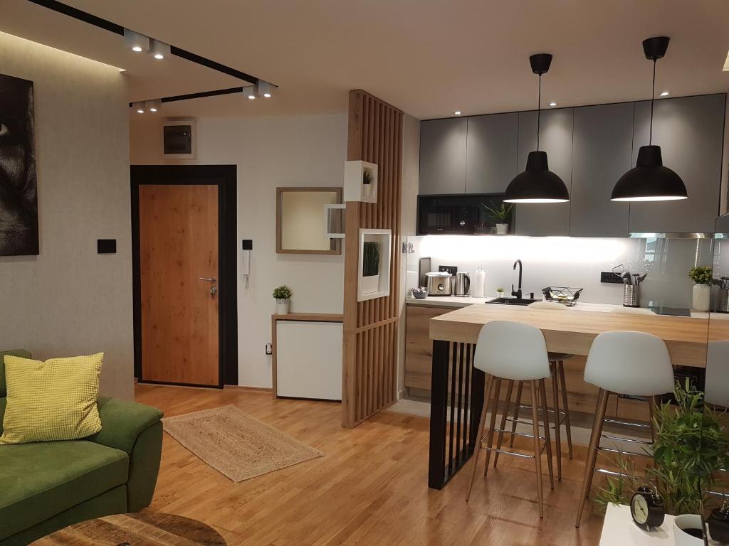 Tesla 3 Apartment photo 3