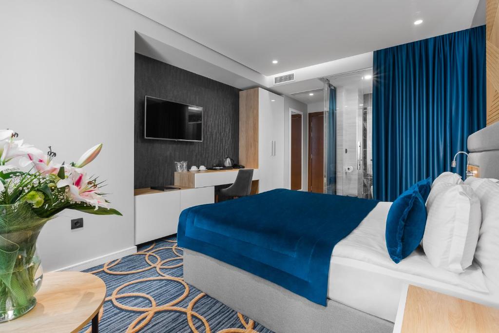 Sky Hotel photo 3