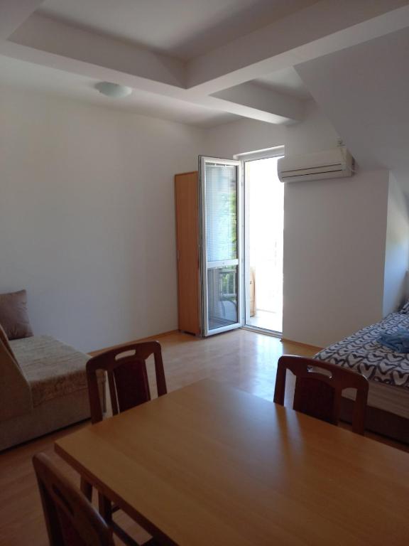 Smeštaj Voli - Borići studio-apartman — photo 1