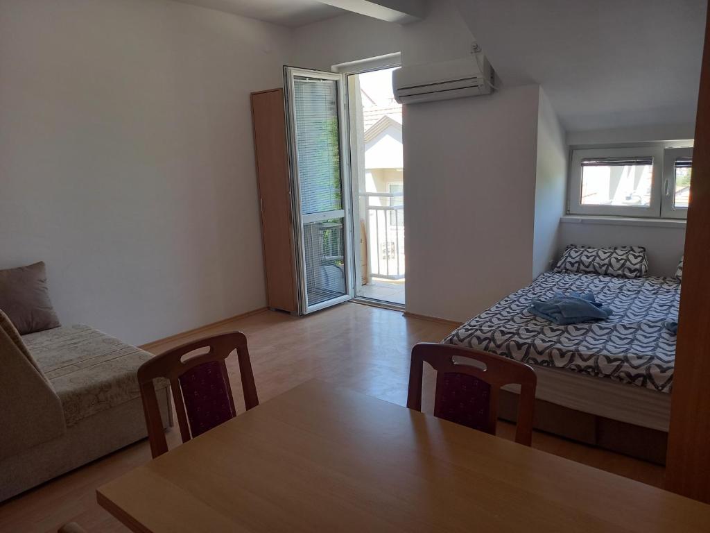 Smeštaj Voli - Borići studio-apartman photo 2