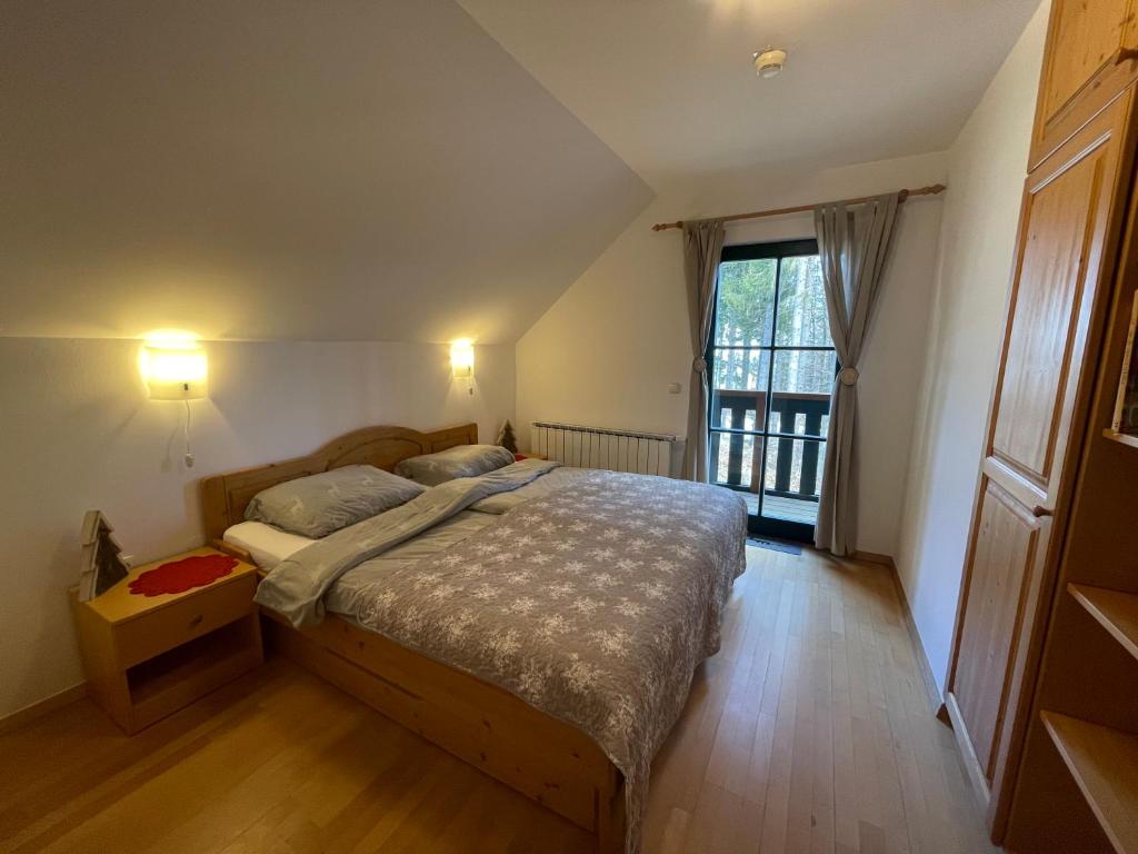 Chalet ANRA Pohorje photo 2