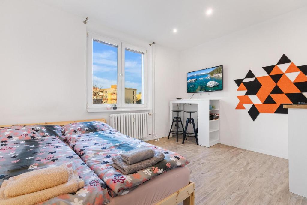 Apartment 20 minutes from City Center w Coffee — photo 1