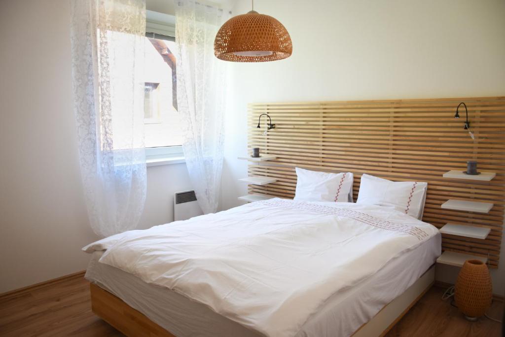 Štýlový apartmán v srdci Donovalov photo 2