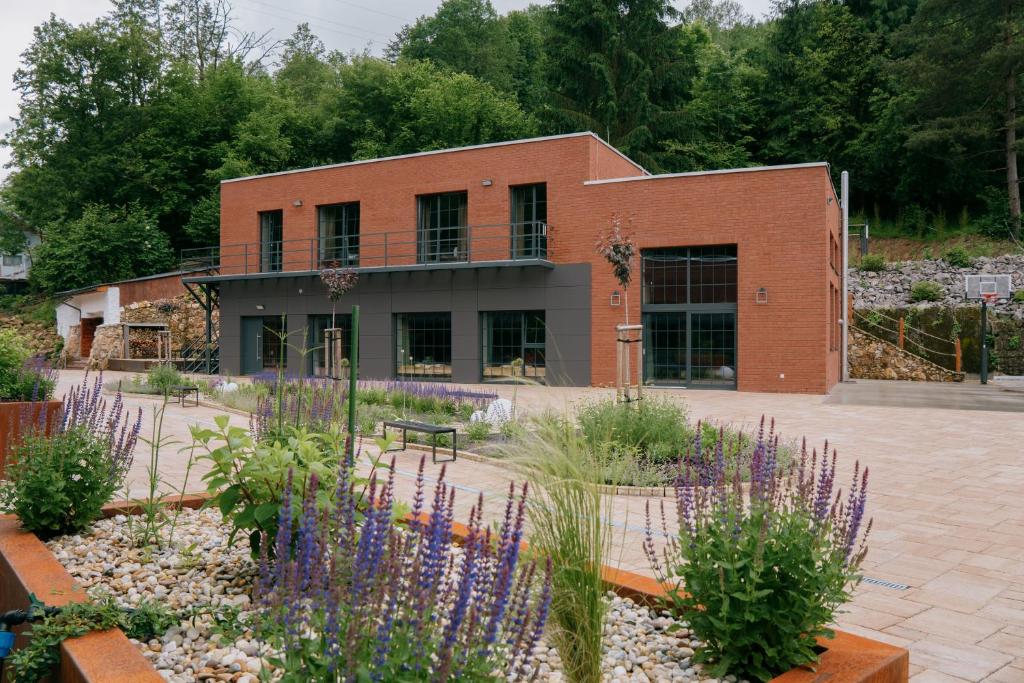 vila FABRIKA photo 3