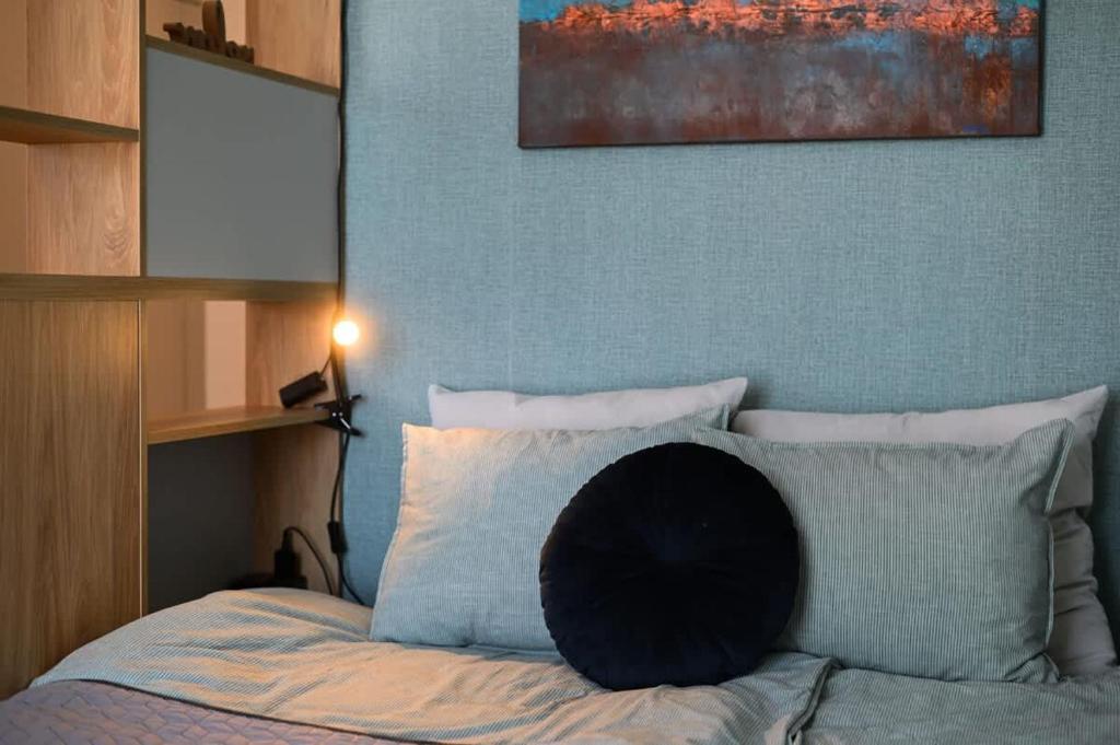 City Center Studio - Comfy & Modern photo 2