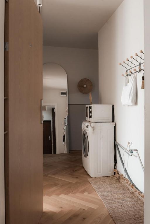 Stylish apartment near the historic center photo 3