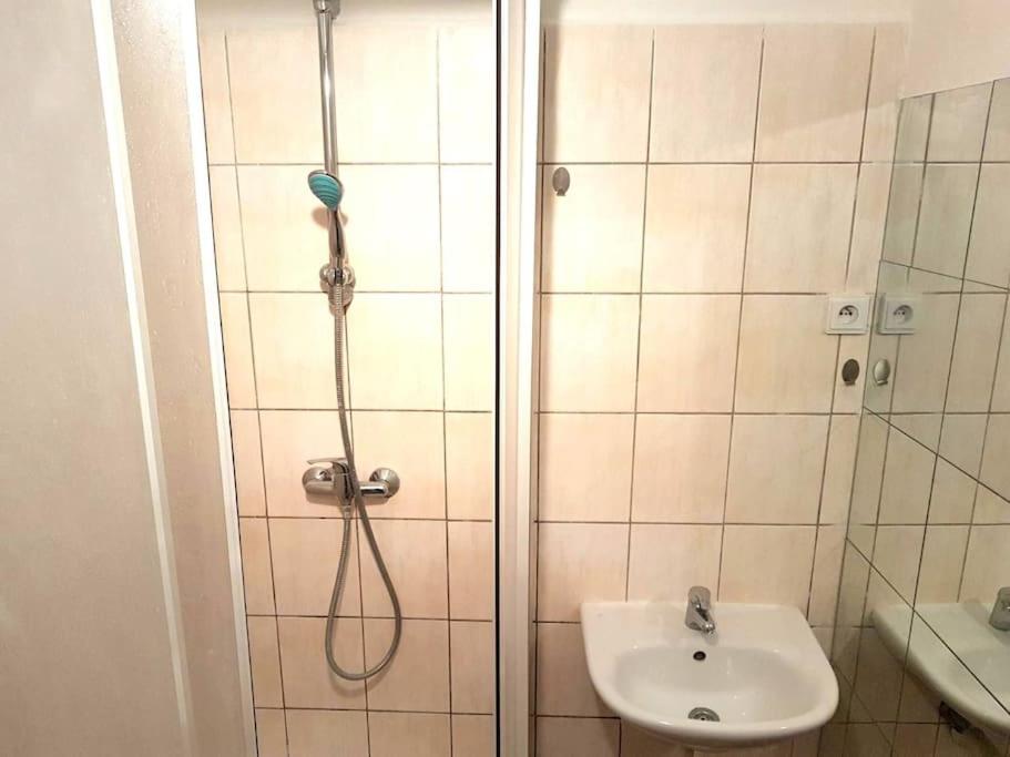 Spacious flat in wider centre of Nitra with balcony and free on-street parking photo 3