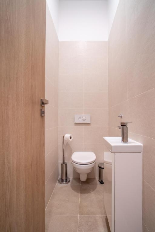 Patronka Apartments - Stylish apartment with a divided sleeping area photo 3
