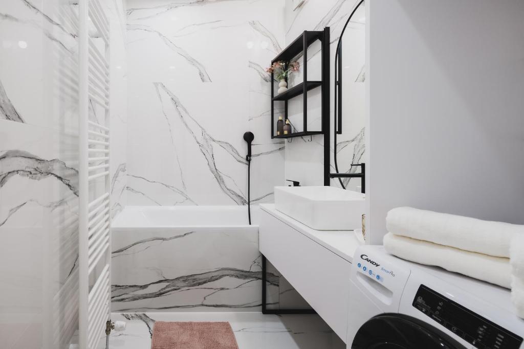 ROSE LUXURY APARTMENT & 24h self check-in with private parking photo 3