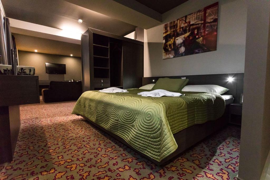 Kongres Hotel Roca — photo 1