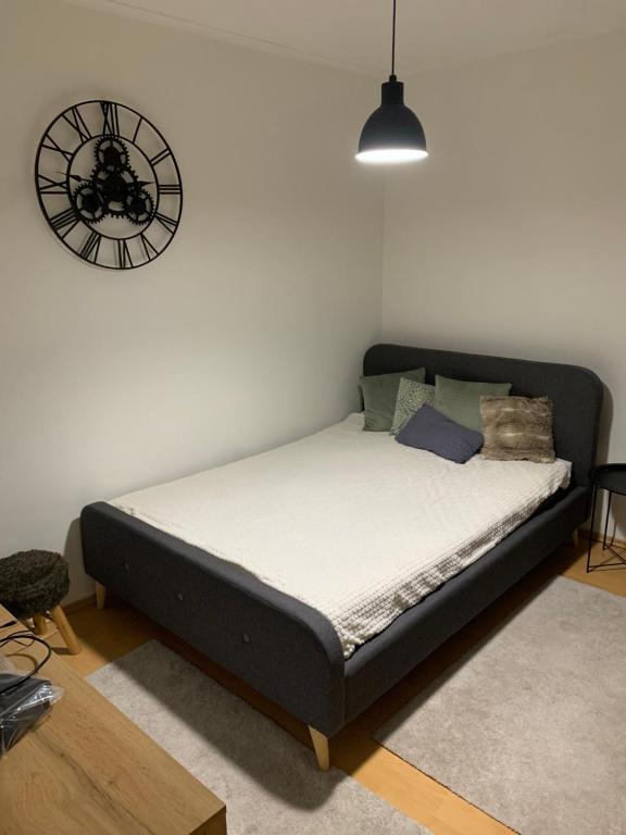 Your Home 7 with parking photo 2