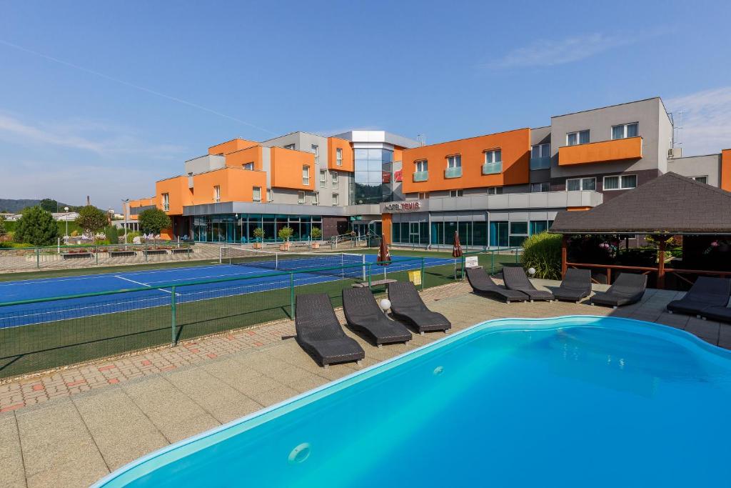 Hotel TENIS photo 3