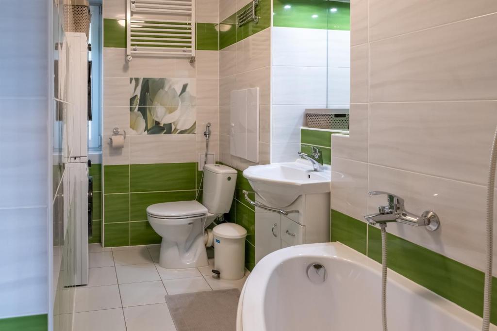 Sunny apartment in Trnava photo 3
