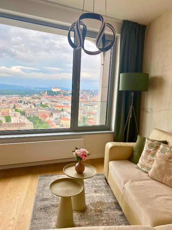 Luxury Apartment in SkyPark Residence — photo 1