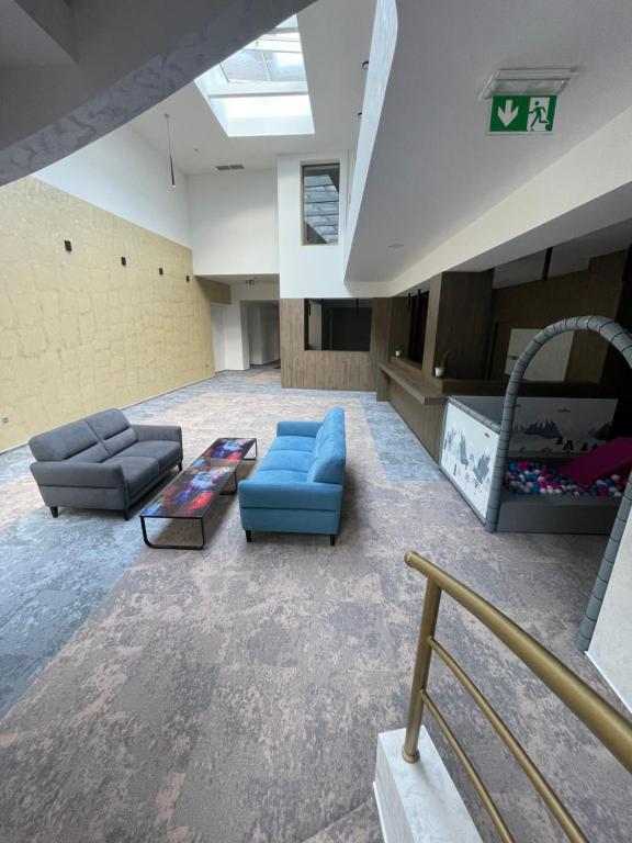 The Hook Apartments photo 2