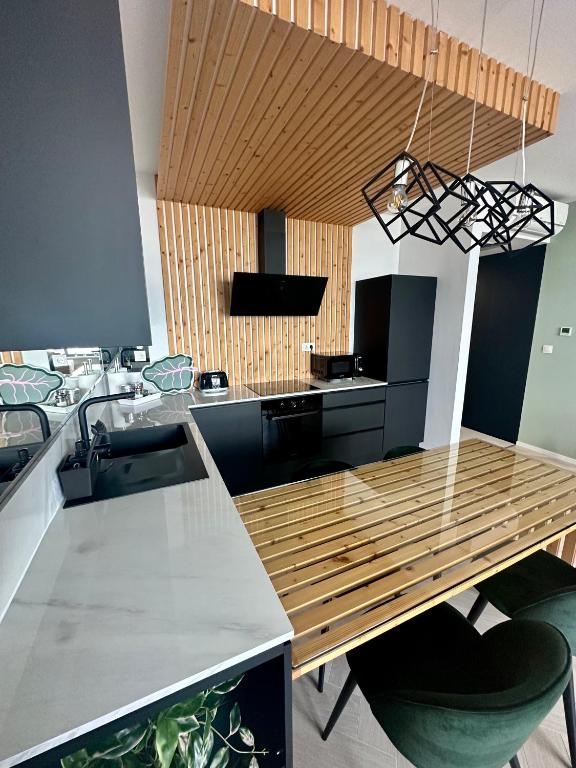 Luxusný apartmán na 21 poschodí s parkovaním zadarmo BA photo 2