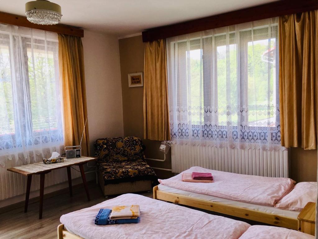 Rodinný RETRO domček photo 2
