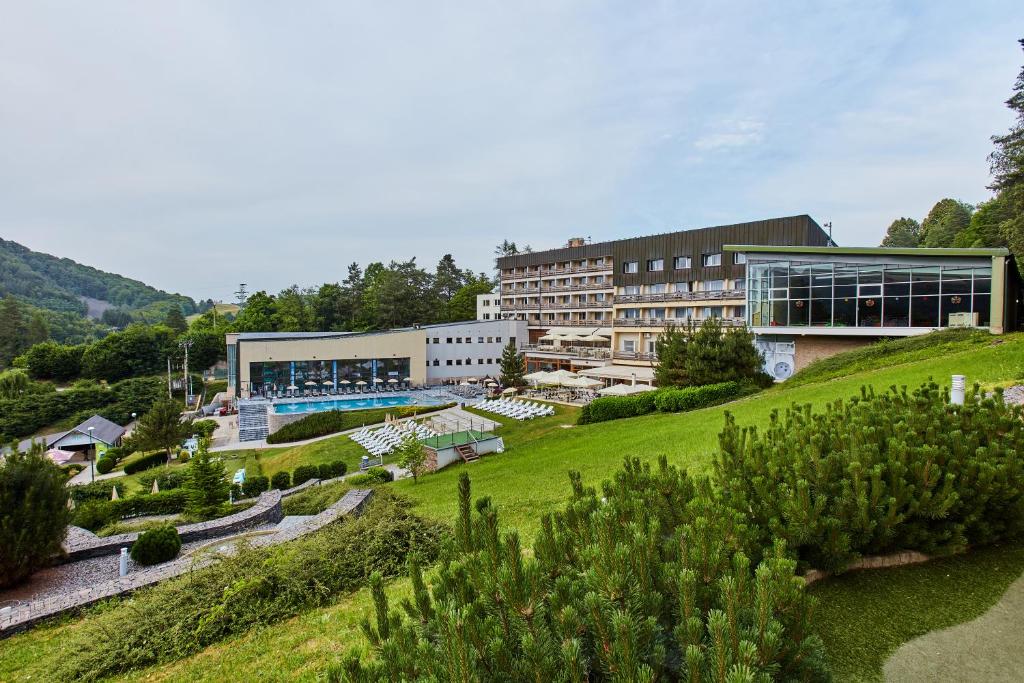 Hotel Sitno Forest Resort - Family friendly photo 2