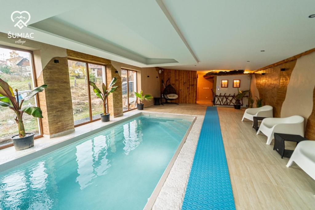 Šumiac Village - Jedinečné ubytovanie s wellnessom pod Kráľovou hoľou photo 3