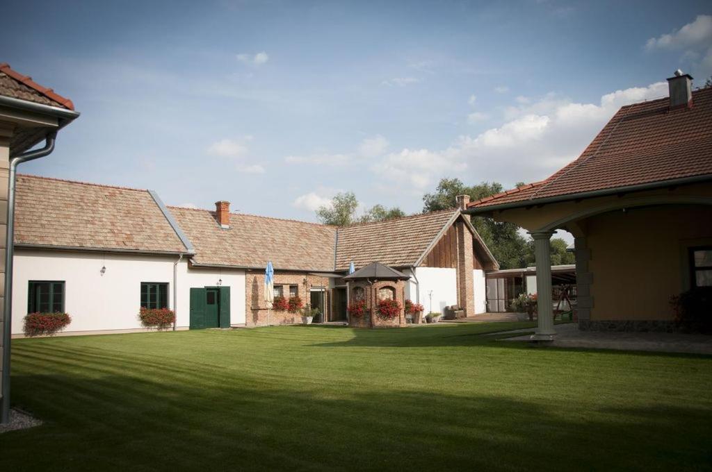 Palenica Jelsovce — photo 1