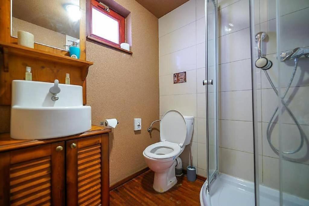 Overwater cottage - Slovak Tahiti photo 3