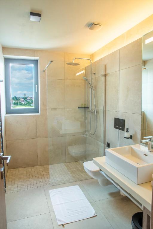Hotel AquaCity Seasons photo 3