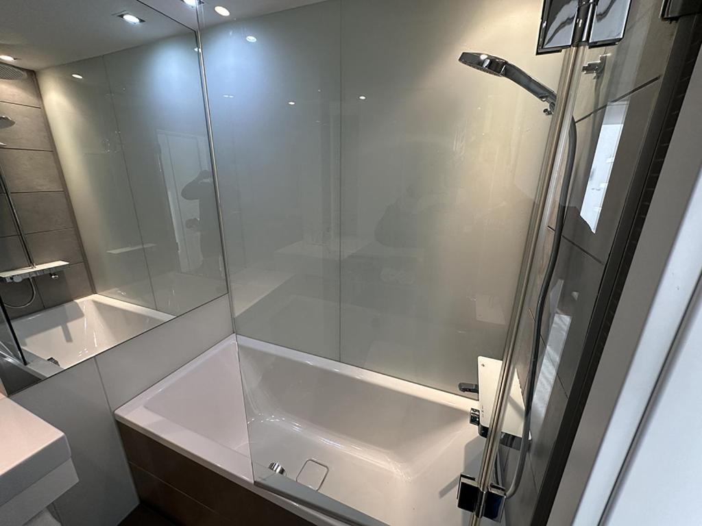SKAU Eurovea Duplex Apartment Danube Exclusive View Free Parking photo 3