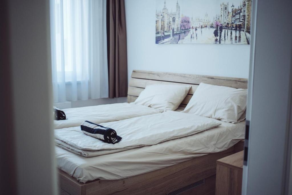 Modern Apartment ǀ AC photo 2