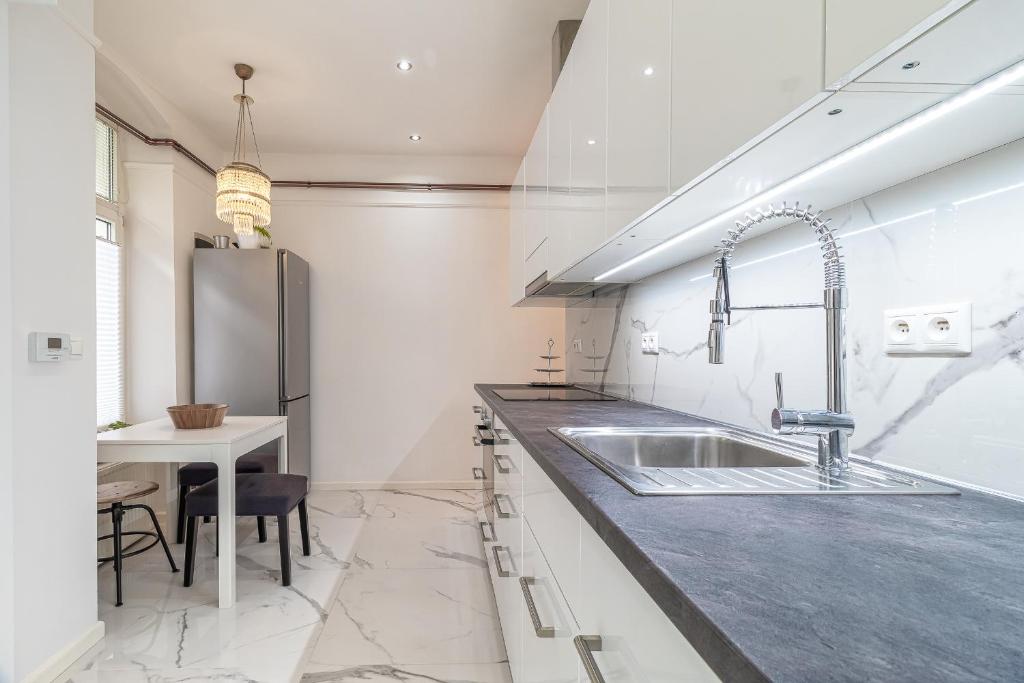 Trendy Apartments in Centrum photo 3